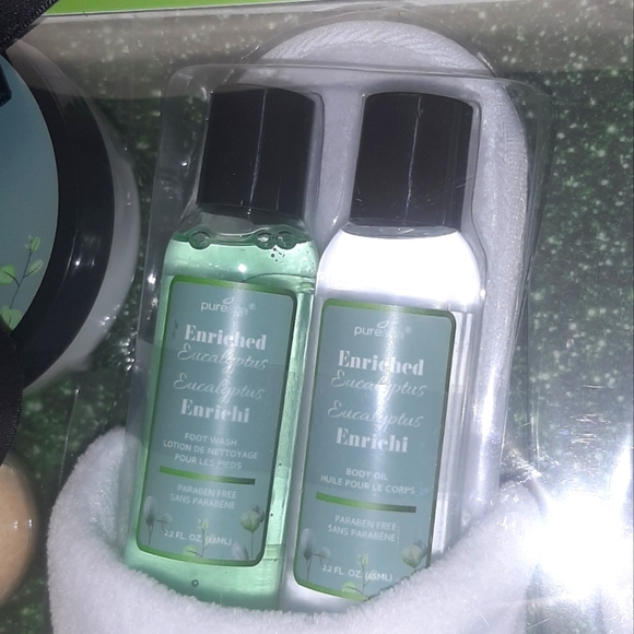 9-Piece Slipper Gift Set "Enriched Eucalyptus" NWT - Picture 4 of 8